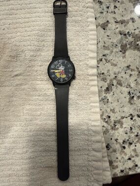 Vintage Disney Black Strap Circle Mickey Mouse Watch